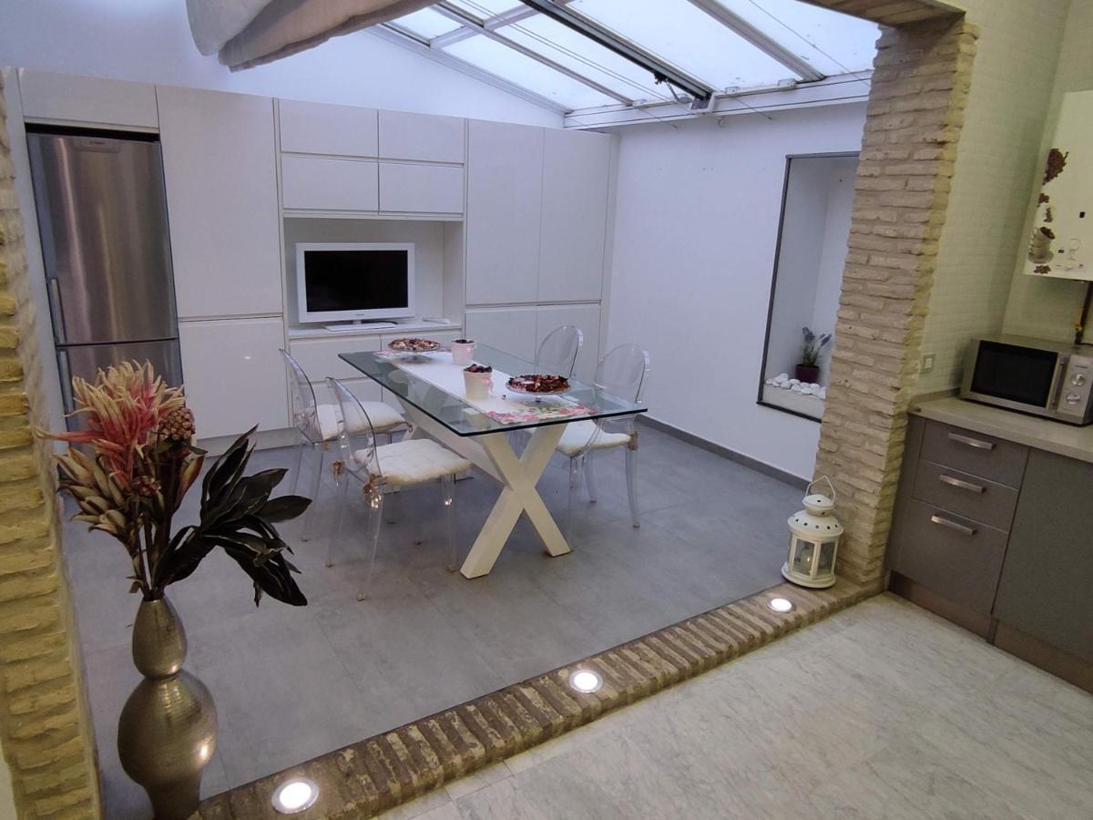 Apartamento Un Jardin En La Alfalfa - Kainga Homes Sevilla Exterior foto
